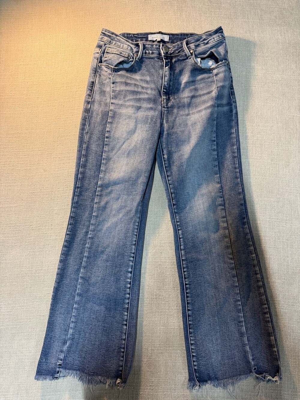 Risen Jeans Seamed Center Flare Raw Hem Jeans Size 11/30 RDP5724